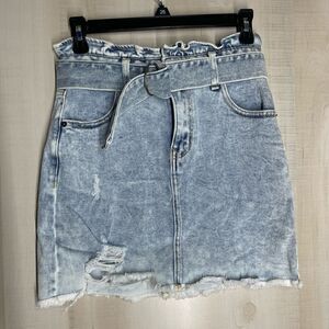 GB Gianni Bini new with tags denim jean distressed mini skirt, size 5‎